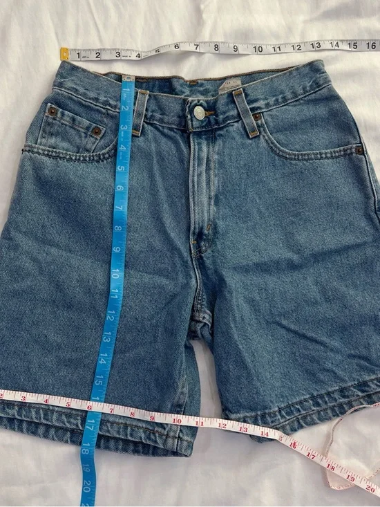 Levi's Light Blue Vintage 90’s Denim Jean Shorts - Picture 5 of 6